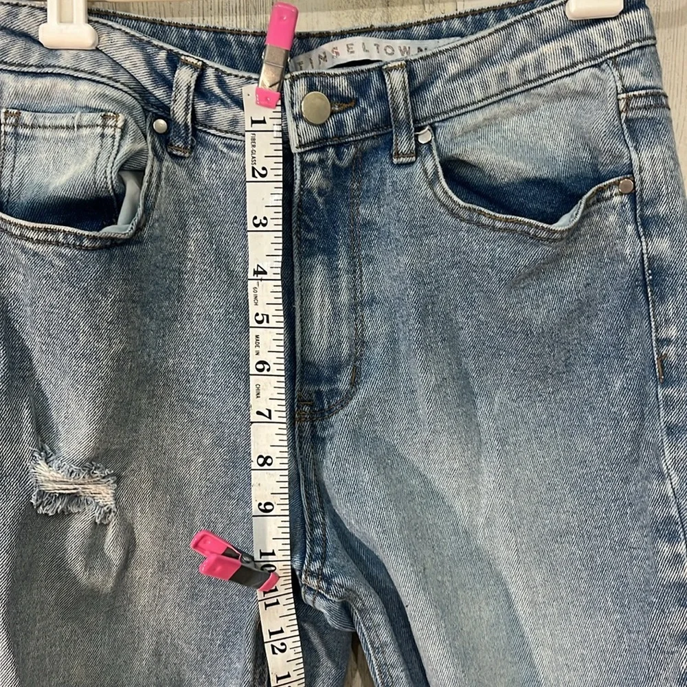 Tinseltown Mom Jeans Womens Size 7 Light Blue Graffiti Painted Leg Detail Pants - Picture 7 of 9